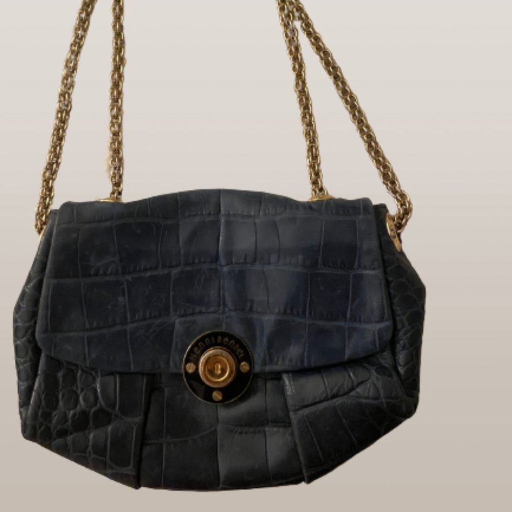 Henri Bendel small bag